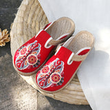 New Ethnic Style Women's Cloth Shoes Slippers Stall Supply Antique Style Embroidery Women's Shoes Slip-on Hand-Knitted Shoes