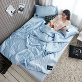 elvesmall High-end Comfortable Summer Double Quilt Stain Silky Comforter Bedding Sets Light Airy Summer Quilted Blanket Machine Washable