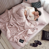 elvesmall High-end Comfortable Summer Double Quilt Stain Silky Comforter Bedding Sets Light Airy Summer Quilted Blanket Machine Washable