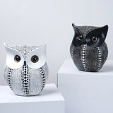 elvesmall Creative Resin Owl Ornaments Living Room Office Table Decorative Handicrafts Home Desktop Decoration Accessories, Friend Gifts