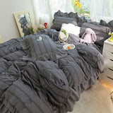 elvesmall Korean Lovely Princess Queen Bedding Set Kawaii Ruffles Comforter Bedding Sets Cute Girl Duvet Cover Set with Sheet Quilt Covers