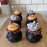 elvesmall 6/12pcs Mini Black Candy Kettles Witch Cauldron Pot Candy Buckets Holder for Kids trick or treat Favors Halloween Party decor