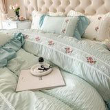 elvesmall French Romantic Lace Bubble Gauze Bedding Set Queen Elegant Princess Style Embroidered Duvet Cover Set Ruffled Quilt Cover Sets