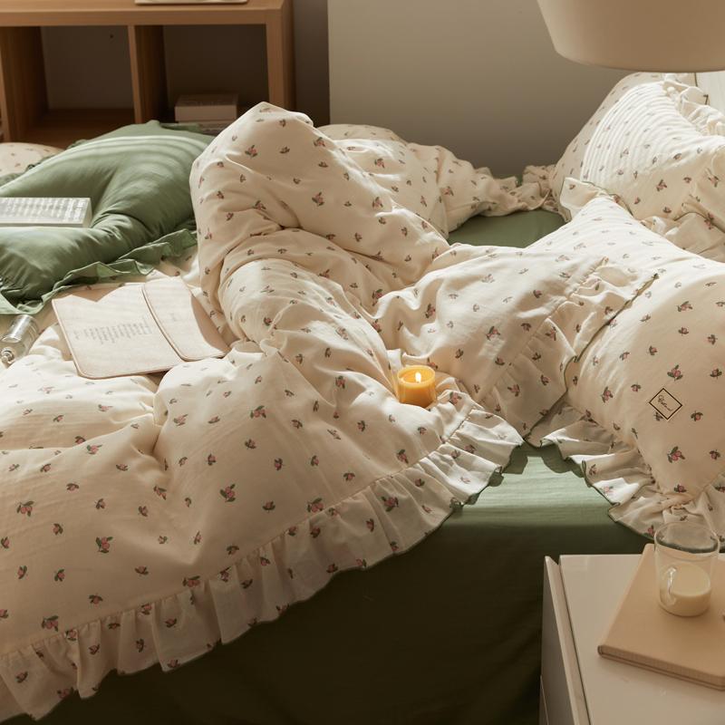 elvesmall Sage Green Cute Peach Ruffled Bedsheet Set