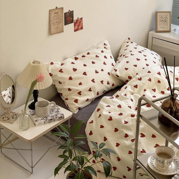 elvesmall Vintage Red Hearts Bedding Set