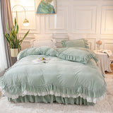 Elvesmall New Luxury European Winter Warm Green Velvet Flannel Lace Ruffle Bedding Set Duvet Cover Thicken Bedspread Bed Skirt Pillowcases