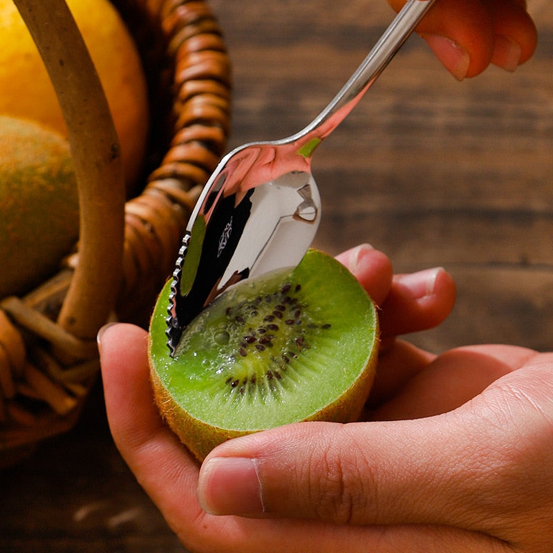 elvesmall Stainless Steel Kiwi Mango Spoon Serrated Edge Mud Scrapers Fruit Scraping Mud Cutting Tool Baby Food Processer Kitchen Utensils