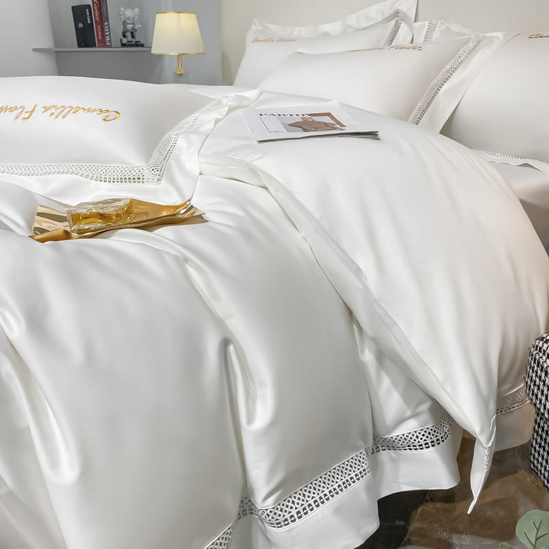White Long Staple Cotton Hotel Duvet Cover Set 4pcs Solid Color Home Textile Hollow out Embroiderd Bedding Bed Sheet Pillowcases